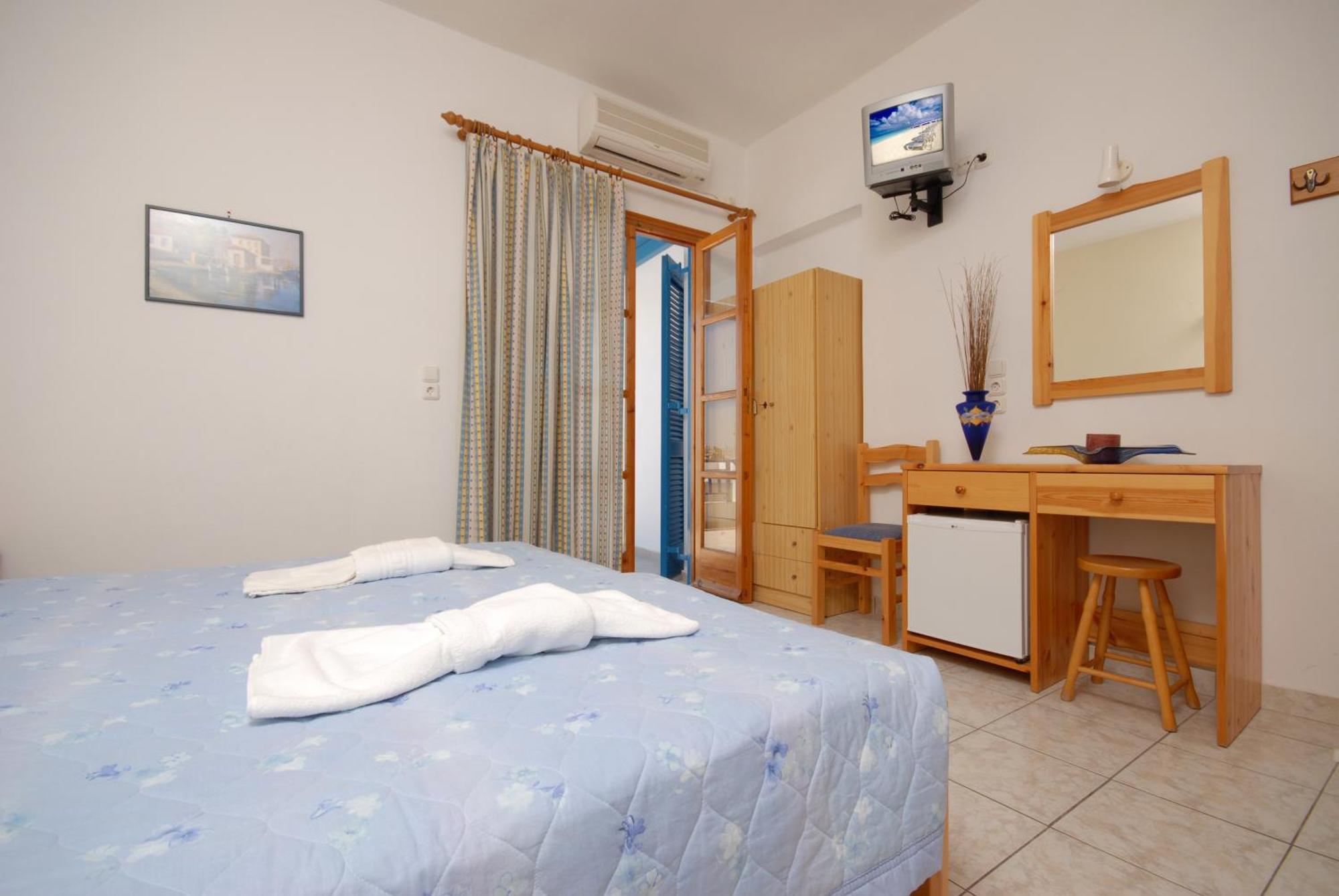 Hotel Zeus Naxos City Eksteriør bilde